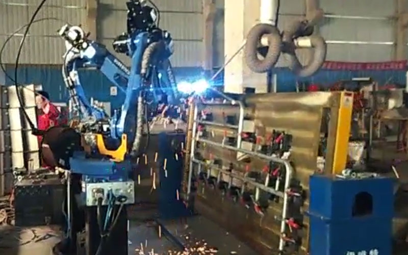 猪围栏焊接工作站